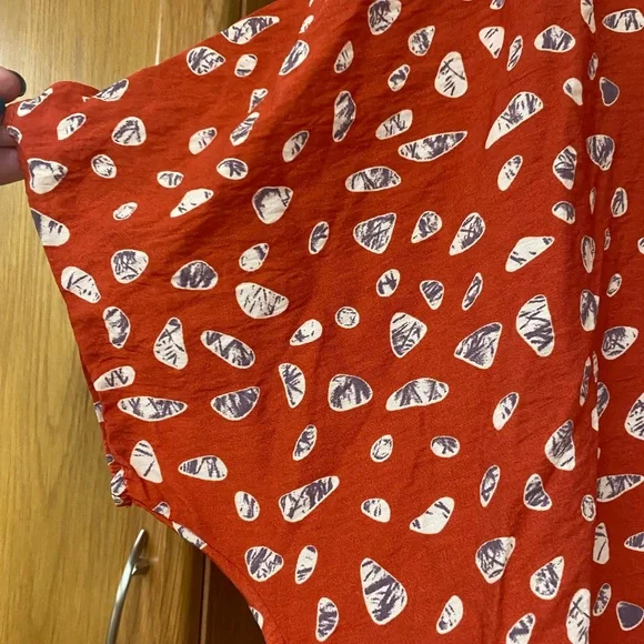 Flaunt Boutique Rust Pebble Blouse - Picture 10 of 10